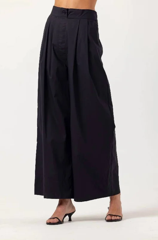 Lisa Pant In Black Comfortable Denim Leggings