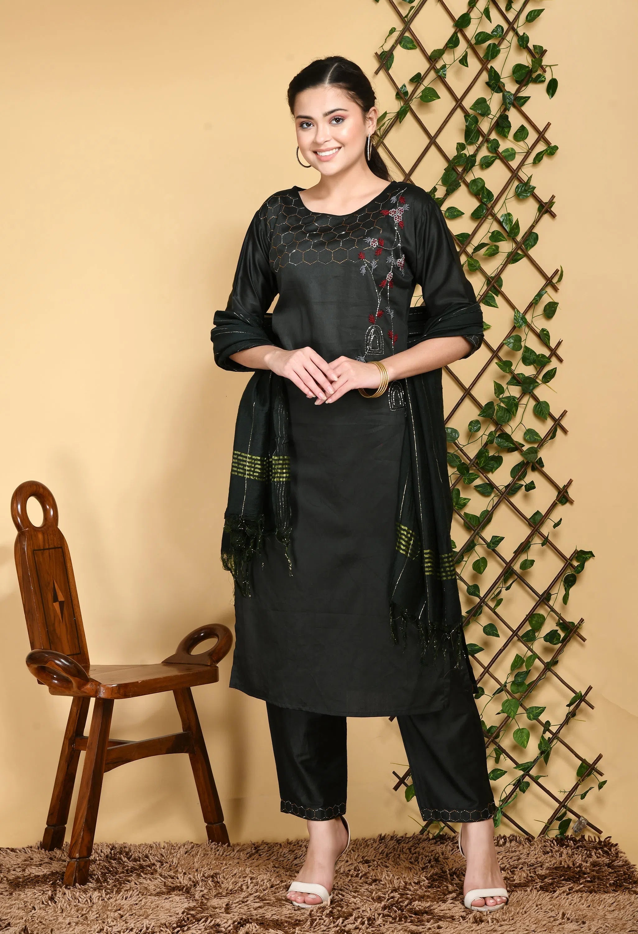 Women Dark Grey Honeycomb Embroided Designer Kurta Pant Set Chic Capri Pants