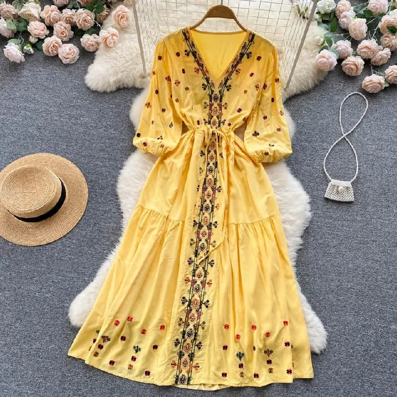 Women Summer Clothing French Retro Ethnic Embroidery V-Neckline Long Dresses 437024 Tunics Favorite customer Women Summer Clothing French Retro Ethnic Embroidery V-Neckline Long Dresses 437024 Tunics Favorite customer