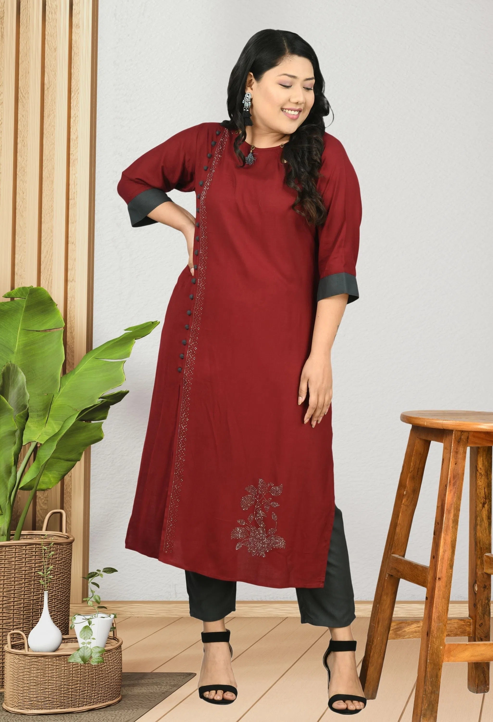 Plus Size Maroon Kurta Pant Set Slim-Fit Leggings