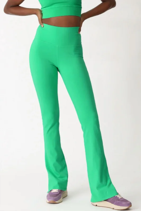 Isla Pant In Kelly Green Casual Track Pants